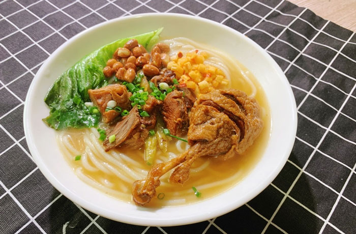 赵西垸林场鸭肉粉培训